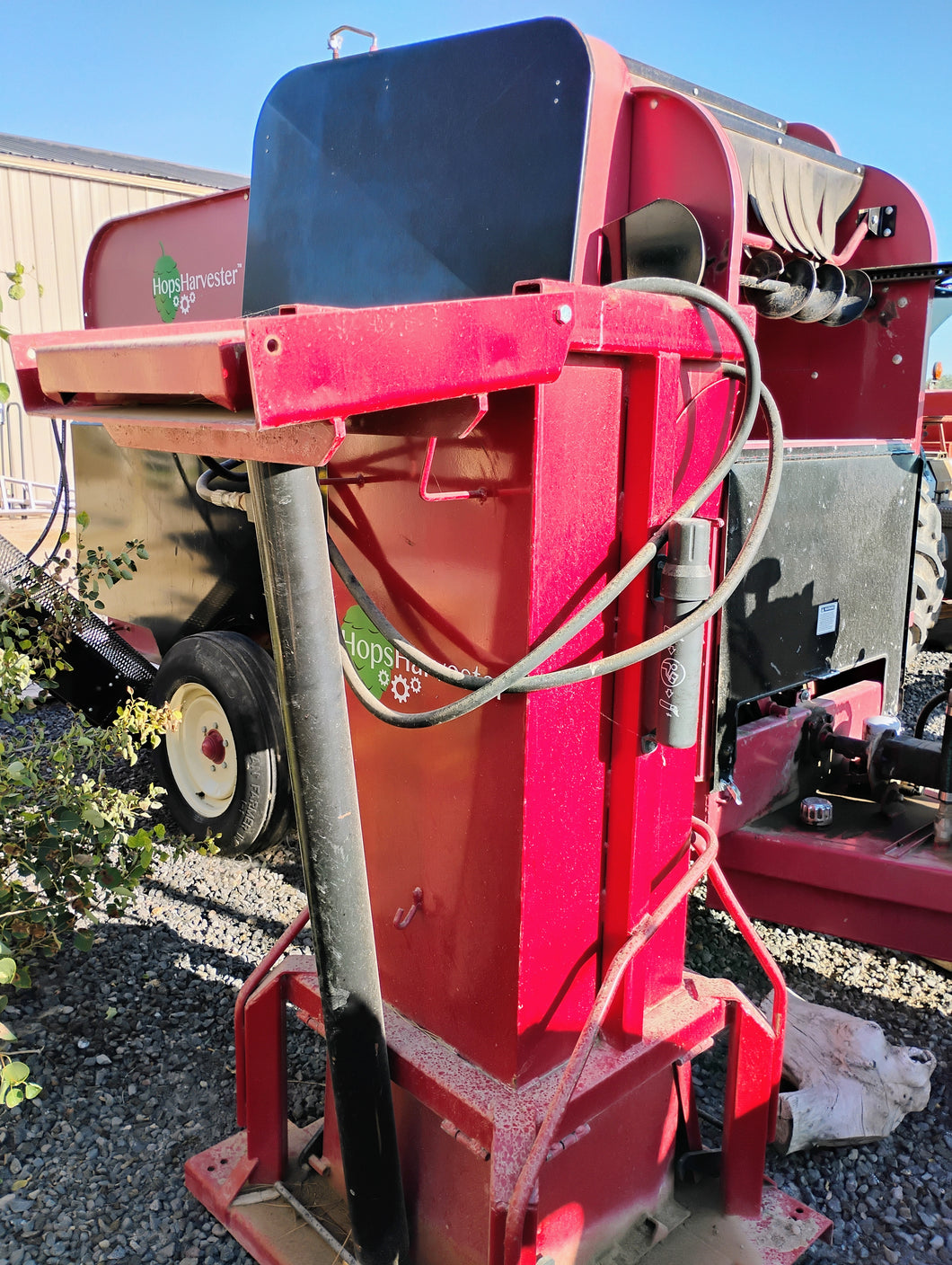 HopsHarvester B20 Baler